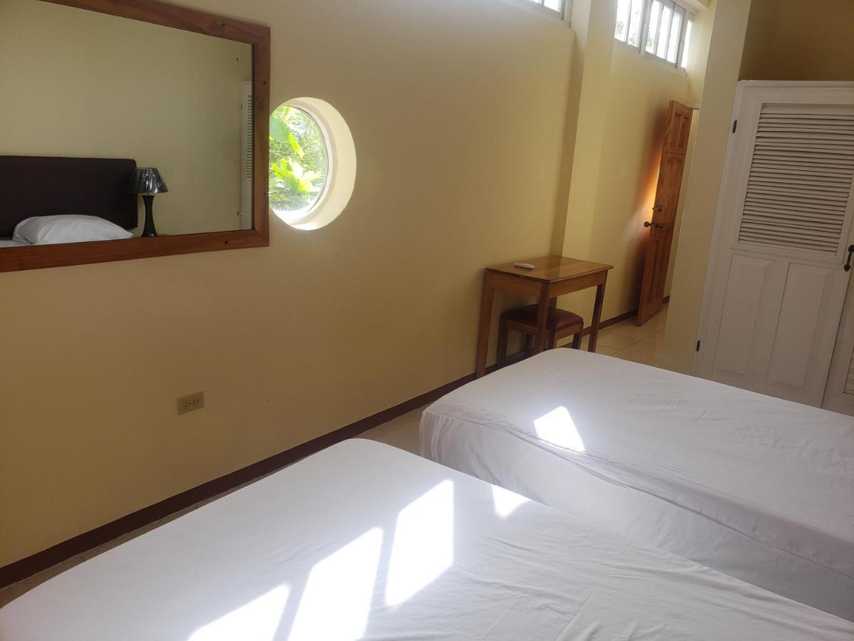 Sea Shell Palms, Bed & Breakfast