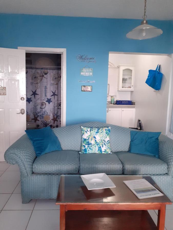 Secluded Studio@sky Castles, Columbus Heights, *