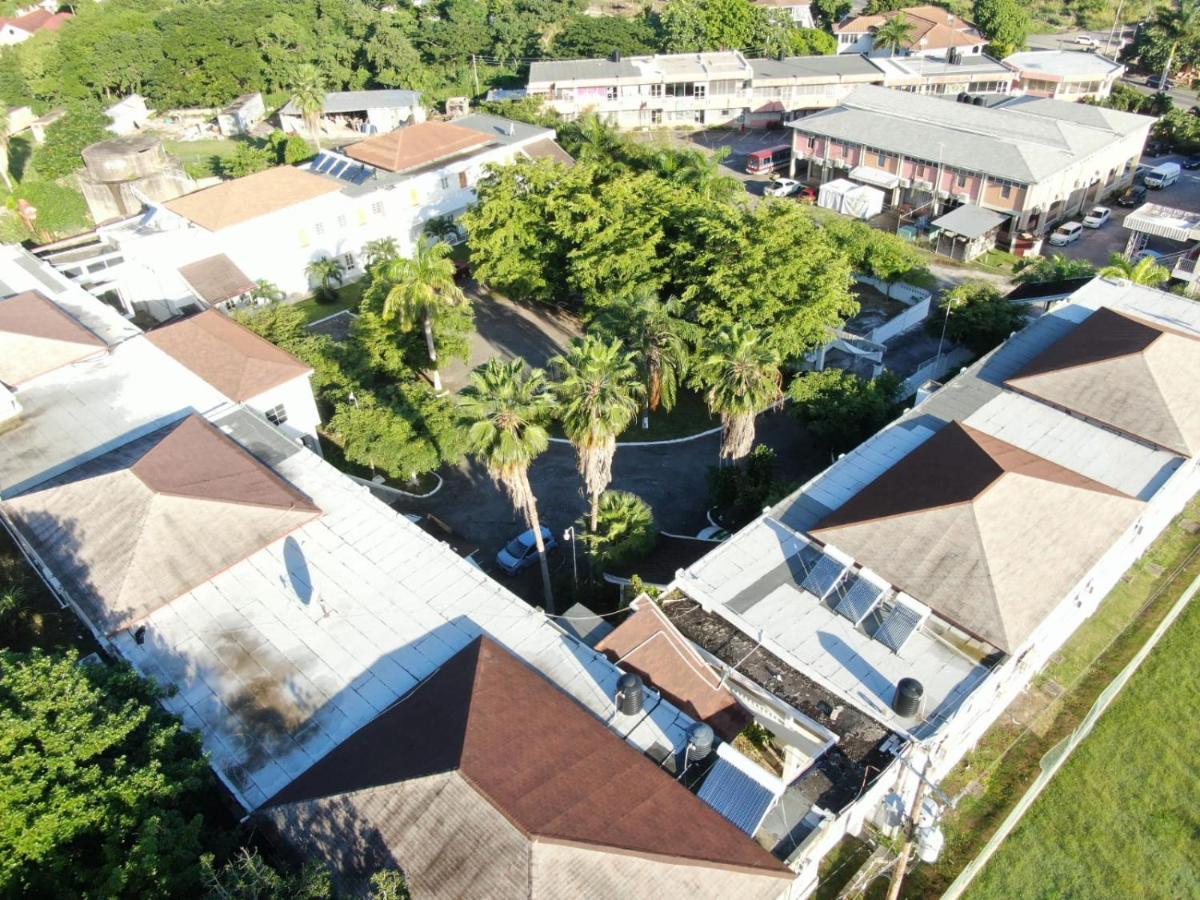 Bed & Breakfast Sea Shell Palms,