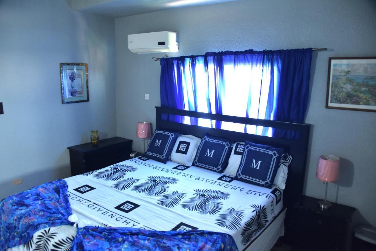 The President 5 Minutes To Devon House 4 Waterloo Avenue *