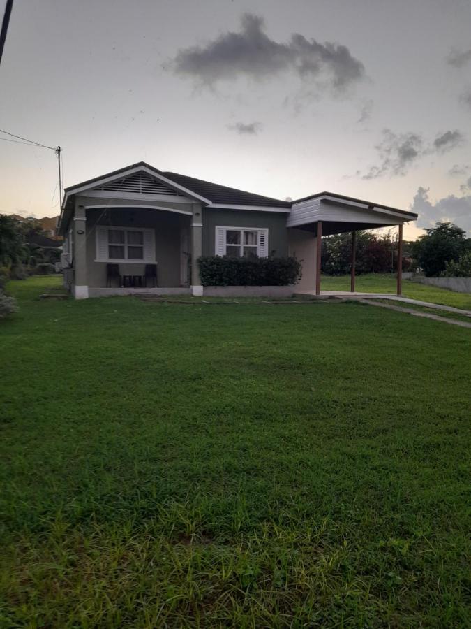 Harmony La Vista Holiday home Runaway Bay