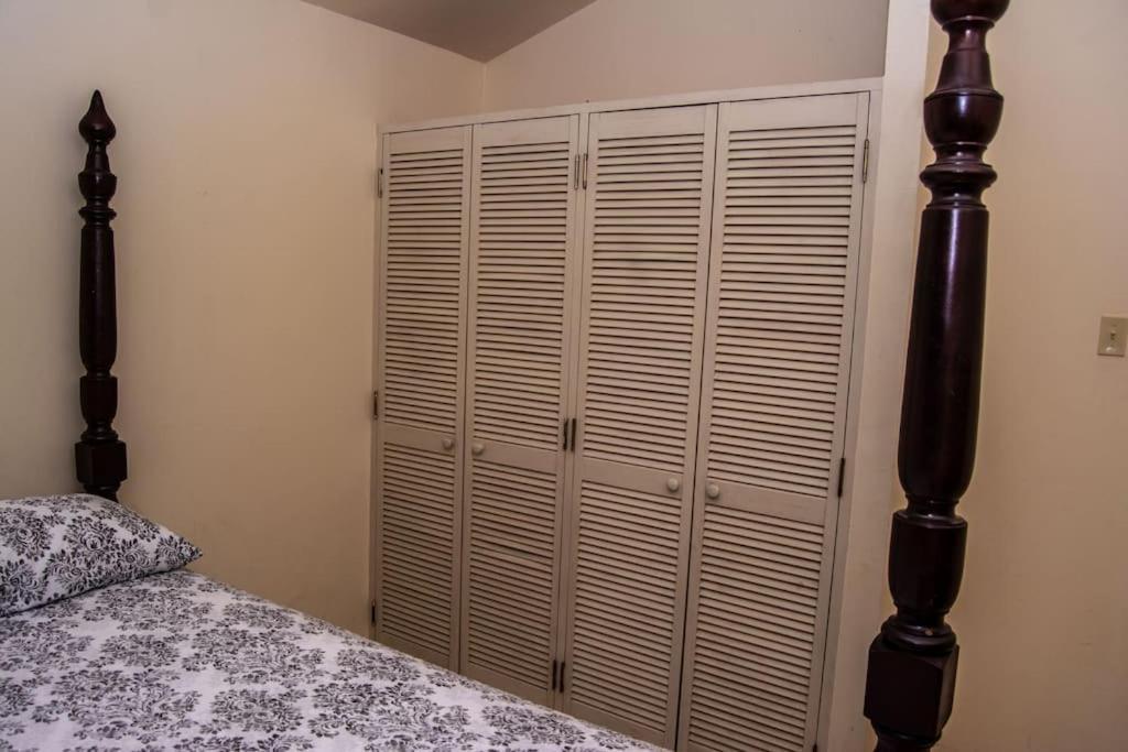 Tranquility Montego Westvillage Apartment *