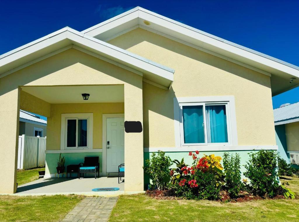 Holiday home Oceanaire Crest @ Oceanpointe Lucea