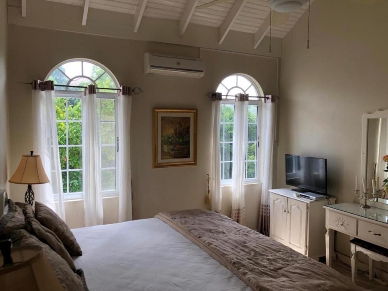 Pensión Retreat 4*