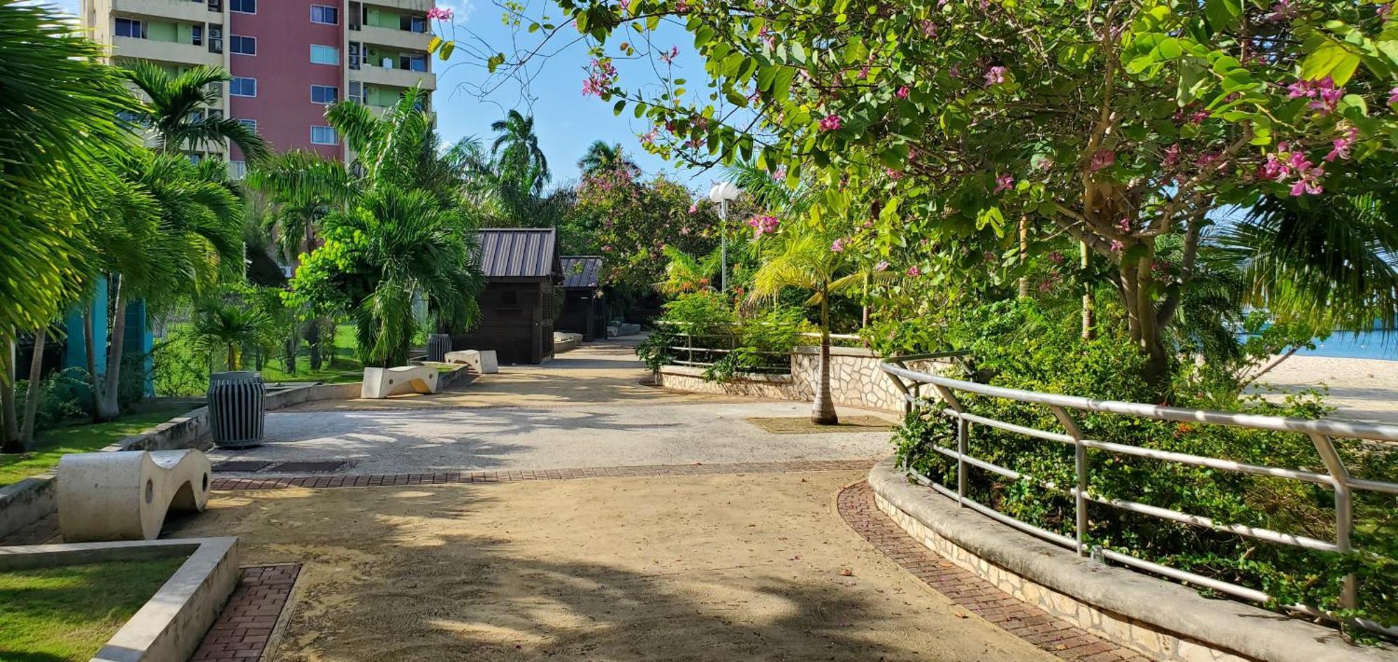 Apartahotel Sandcastles Resort,