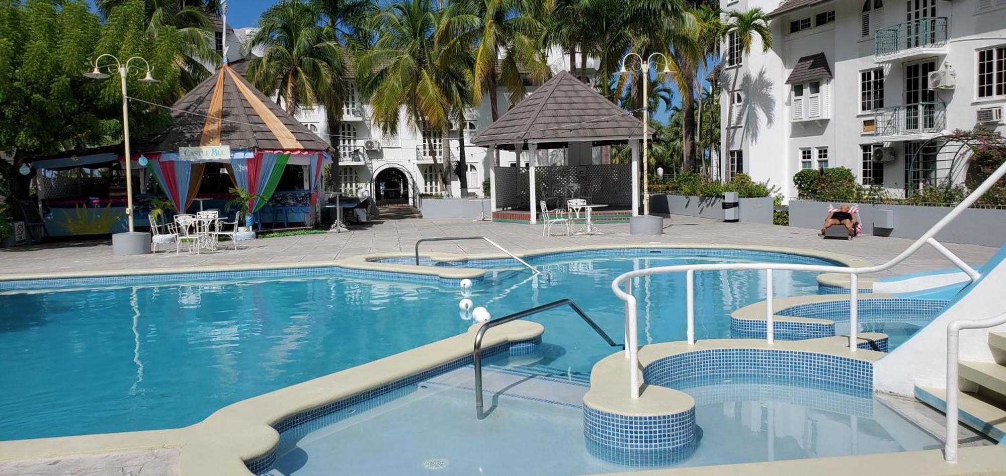 Apartahotel Sandcastles Resort, *