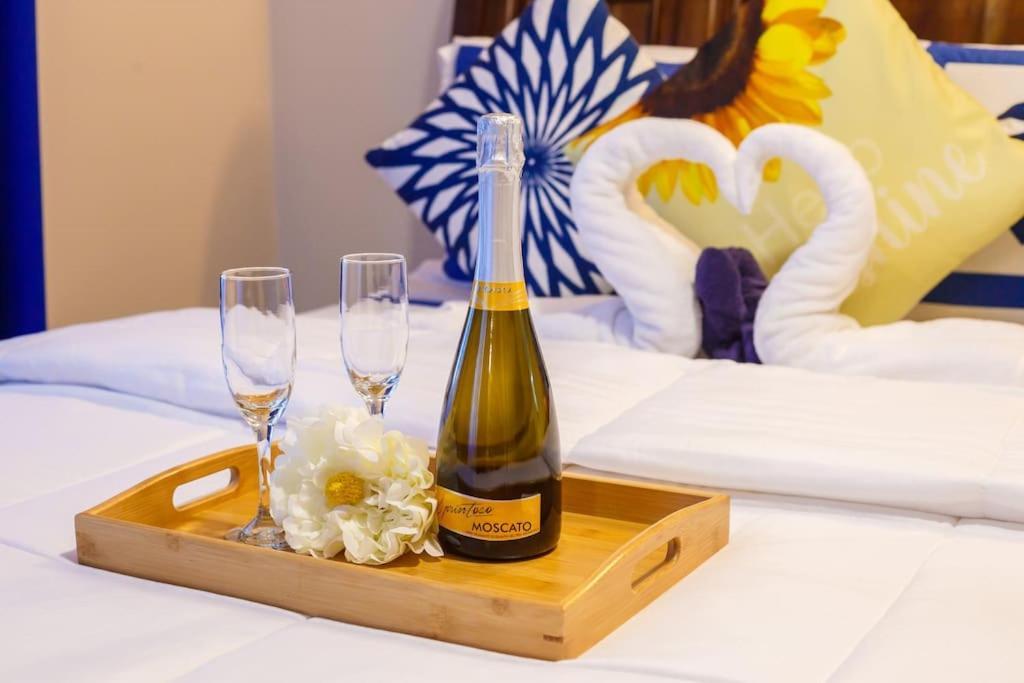 Welcome To Our Ocean View Villa! Villa *