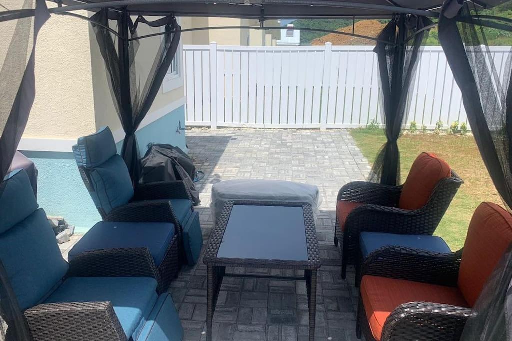Welcome To Our Ocean View Villa! Lucea