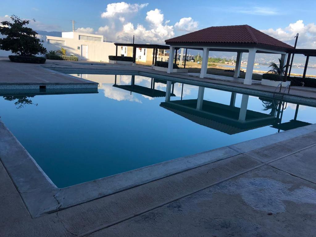 Bayfront & Apartment *