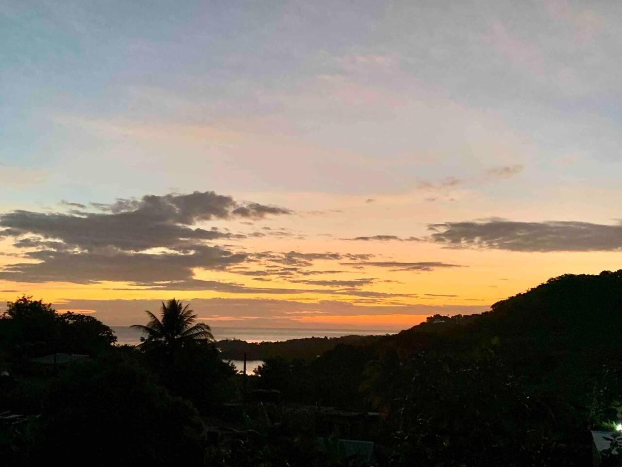 Housesleeps3-Seaview-Ac-Parking-2Br-Nearbluelagoon Apartment *