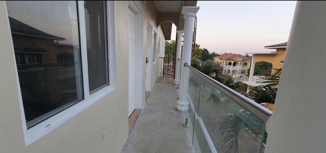 Sorina's Apartamento Ocho Ríos