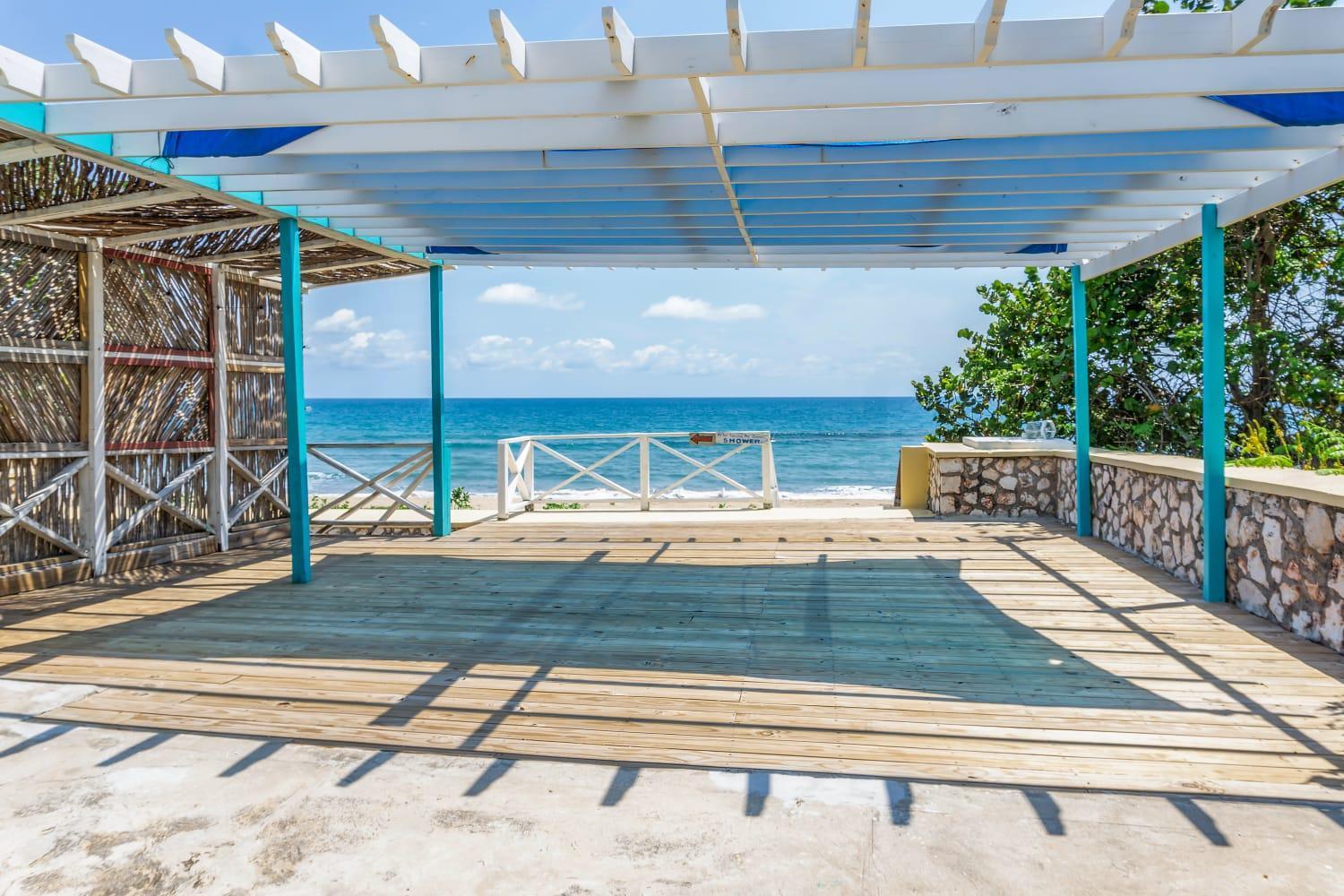 Pensión Taino Cove 3*