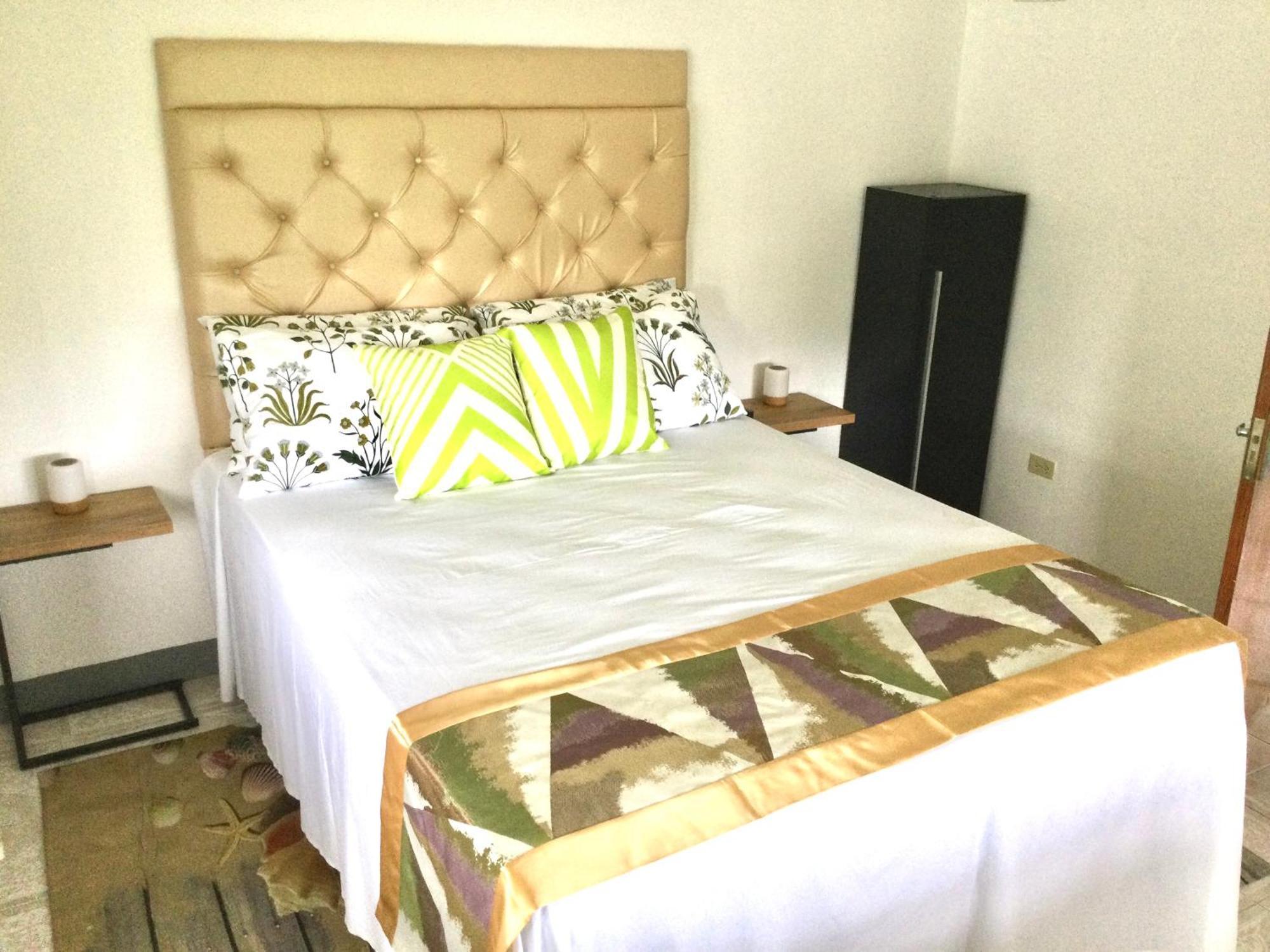 Housesleeps3-Seaview-Ac-Parking-2Br-Nearbluelagoon Apartment