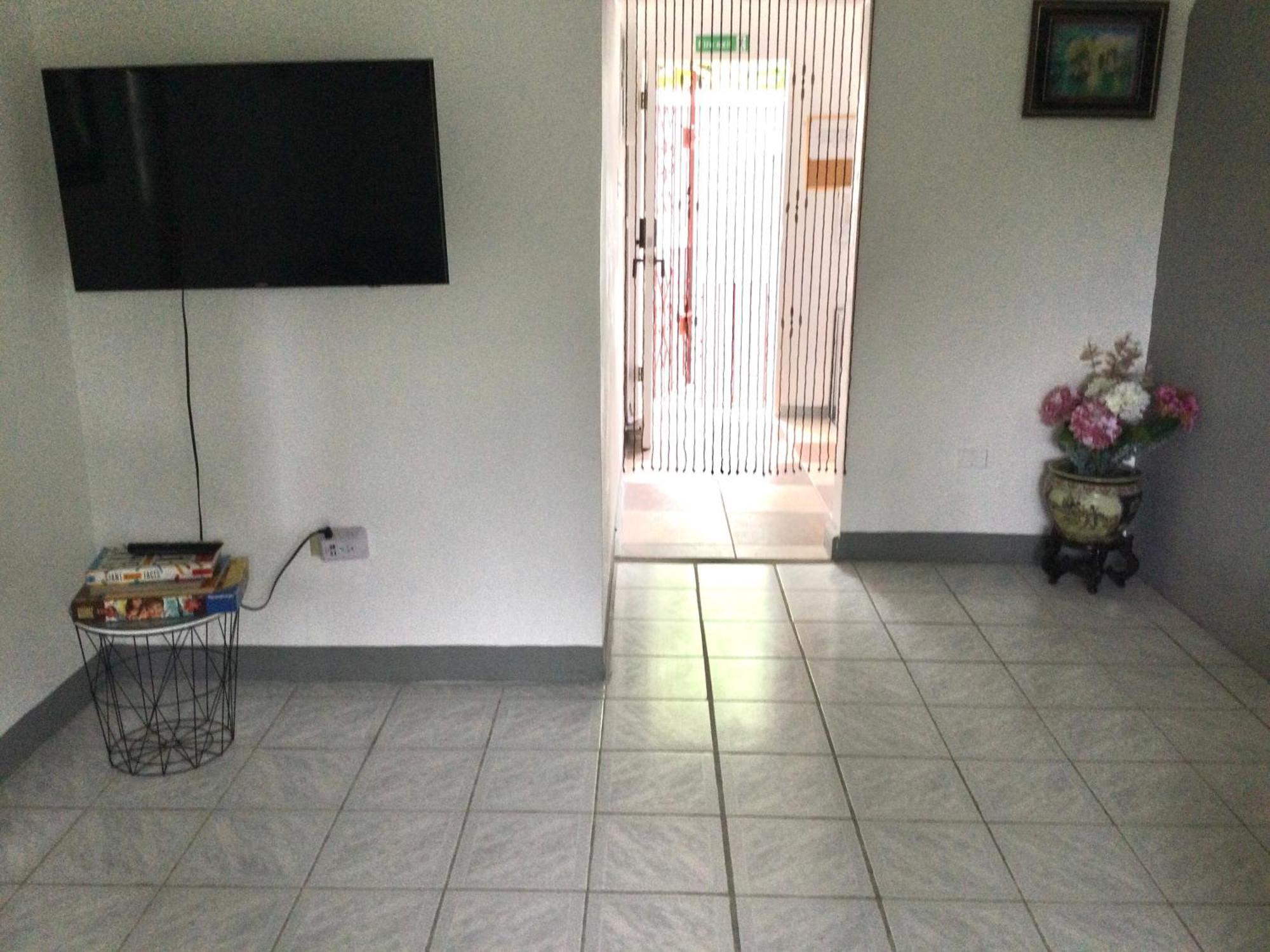 Housesleeps3-Seaview-Ac-Parking-2Br-Nearbluelagoon Apartment *