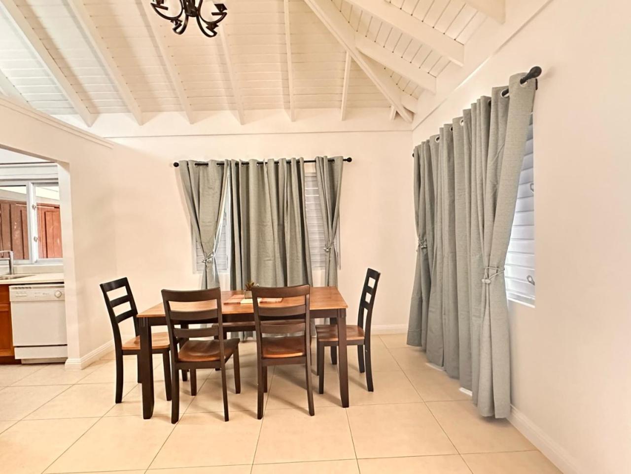 Jamnick Vacation - Richmond, St Ann, Jamaica Apartahotel