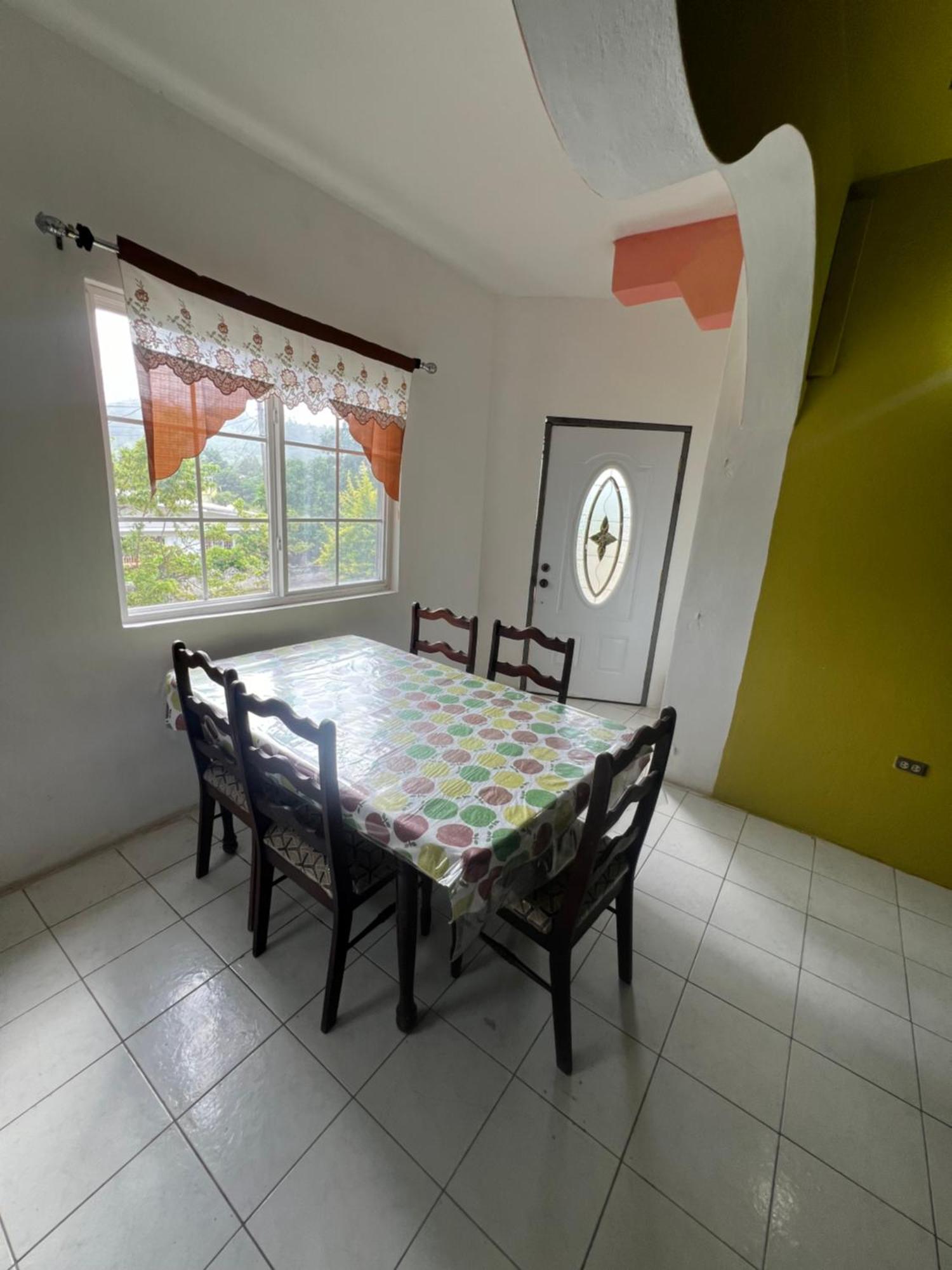 Guest house Cozy Family 2*