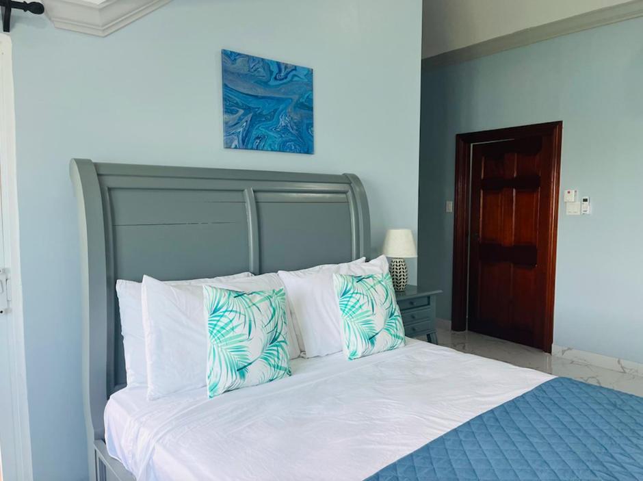 Luxury And Rooms,the Lagoons Apartment Montego Bay
