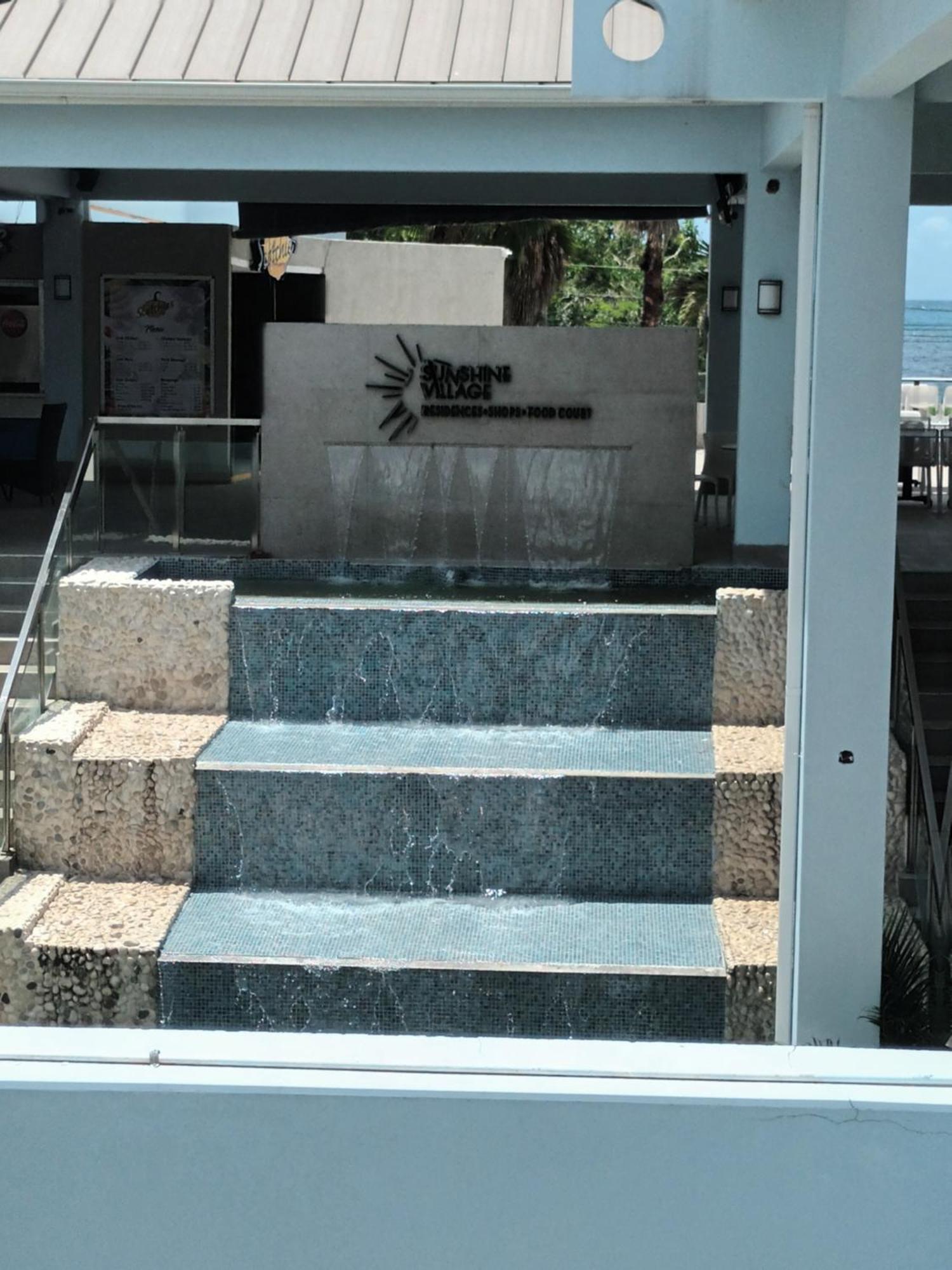 Apartment Oceanfront W/ Free Parking + High Speed Wifi *