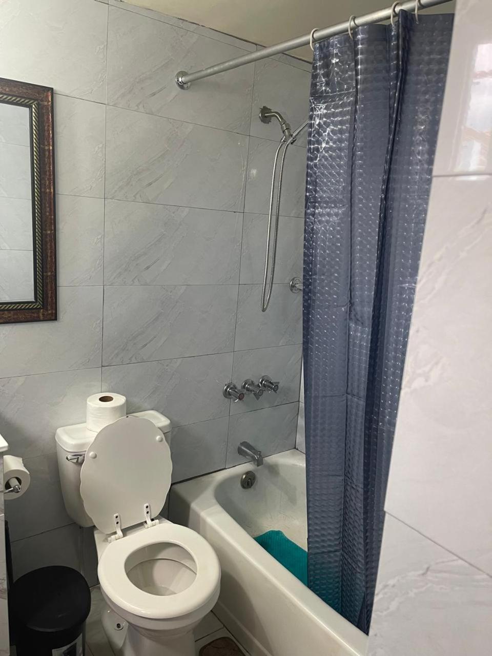 Oceanfront W/ Free Parking + High Speed Wifi