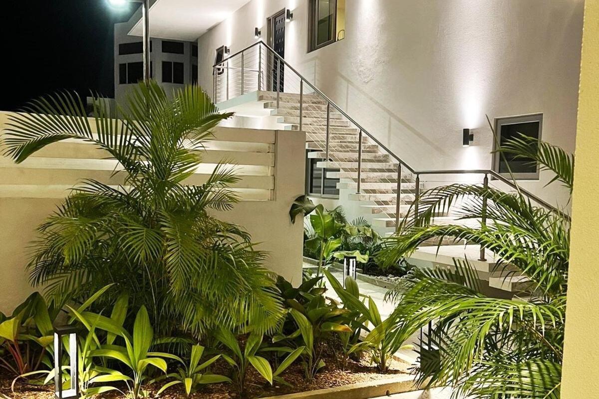 Santosha Jm - 10 Bedroom W Private Villa