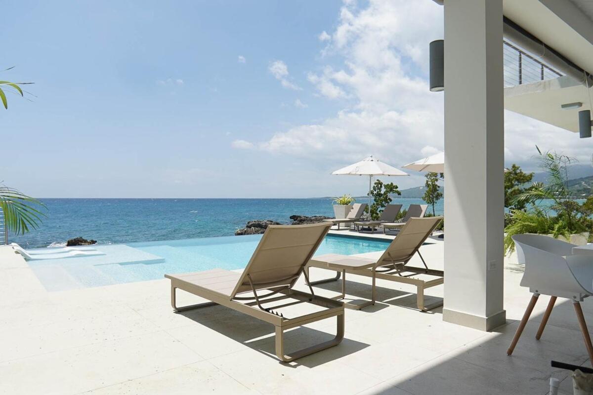 Santosha Jm - 10 Bedroom W Private Villa *