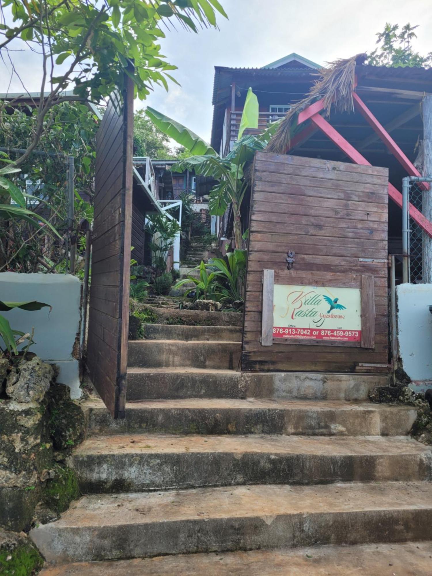 Guest house Rasta Portland *