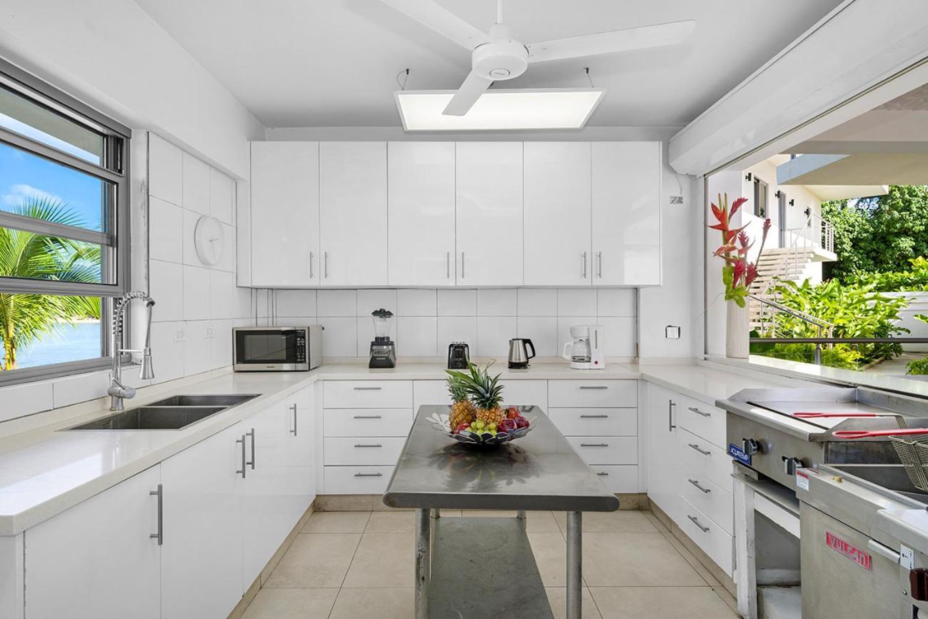 Santosha Jm - 10 Bedroom W Private Whitehouse