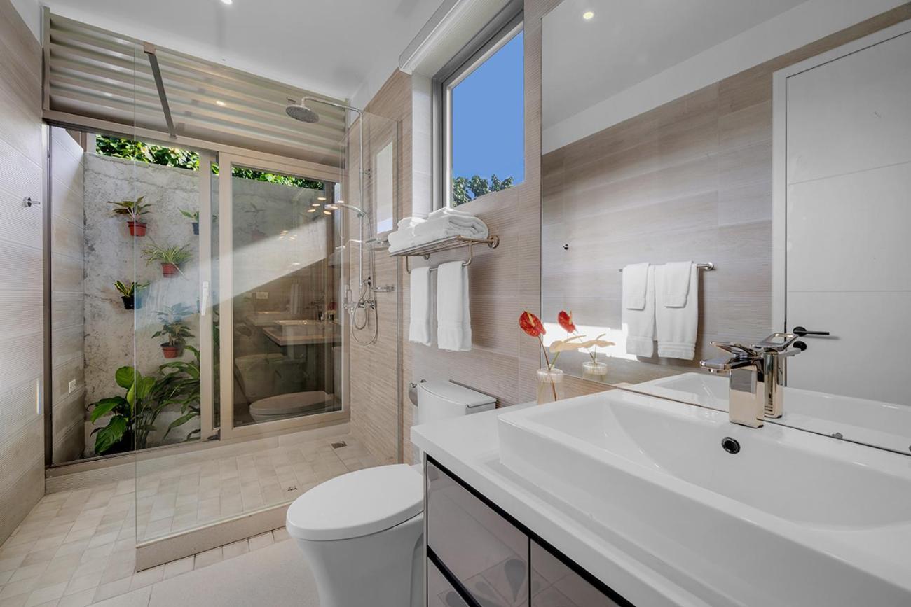 Santosha Jm - 10 Bedroom W Private Villa