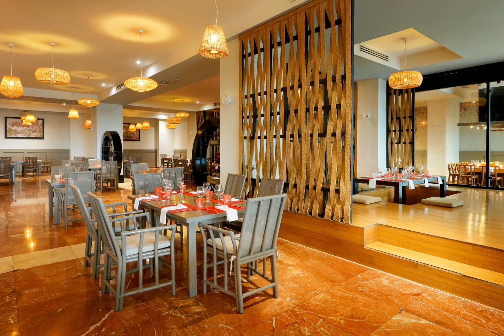 The Signature Level At Grand Palladium Lady Hamilton & Resort Lucea