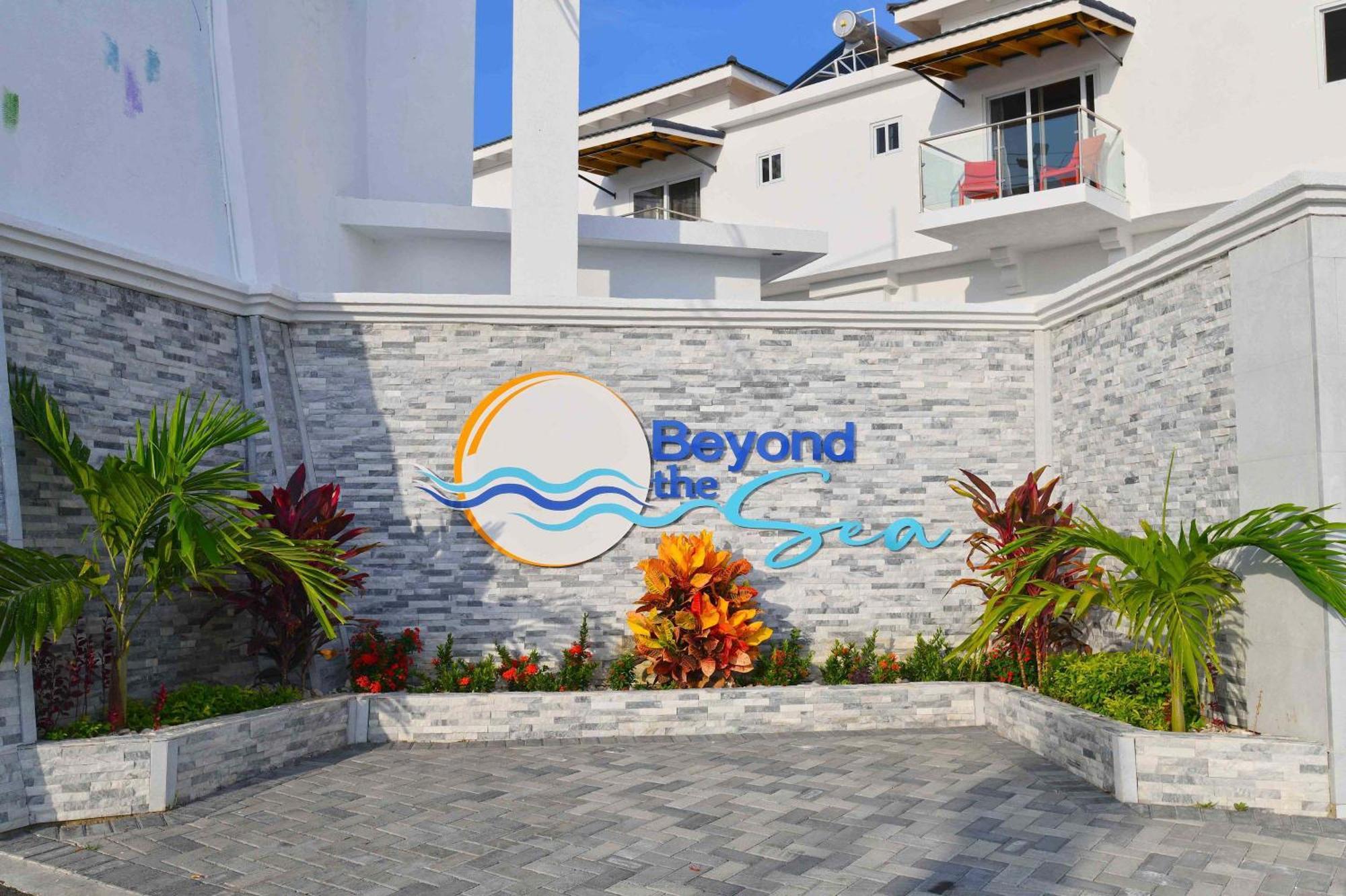 Villa Hospitality Expert Bts 10br Pool *