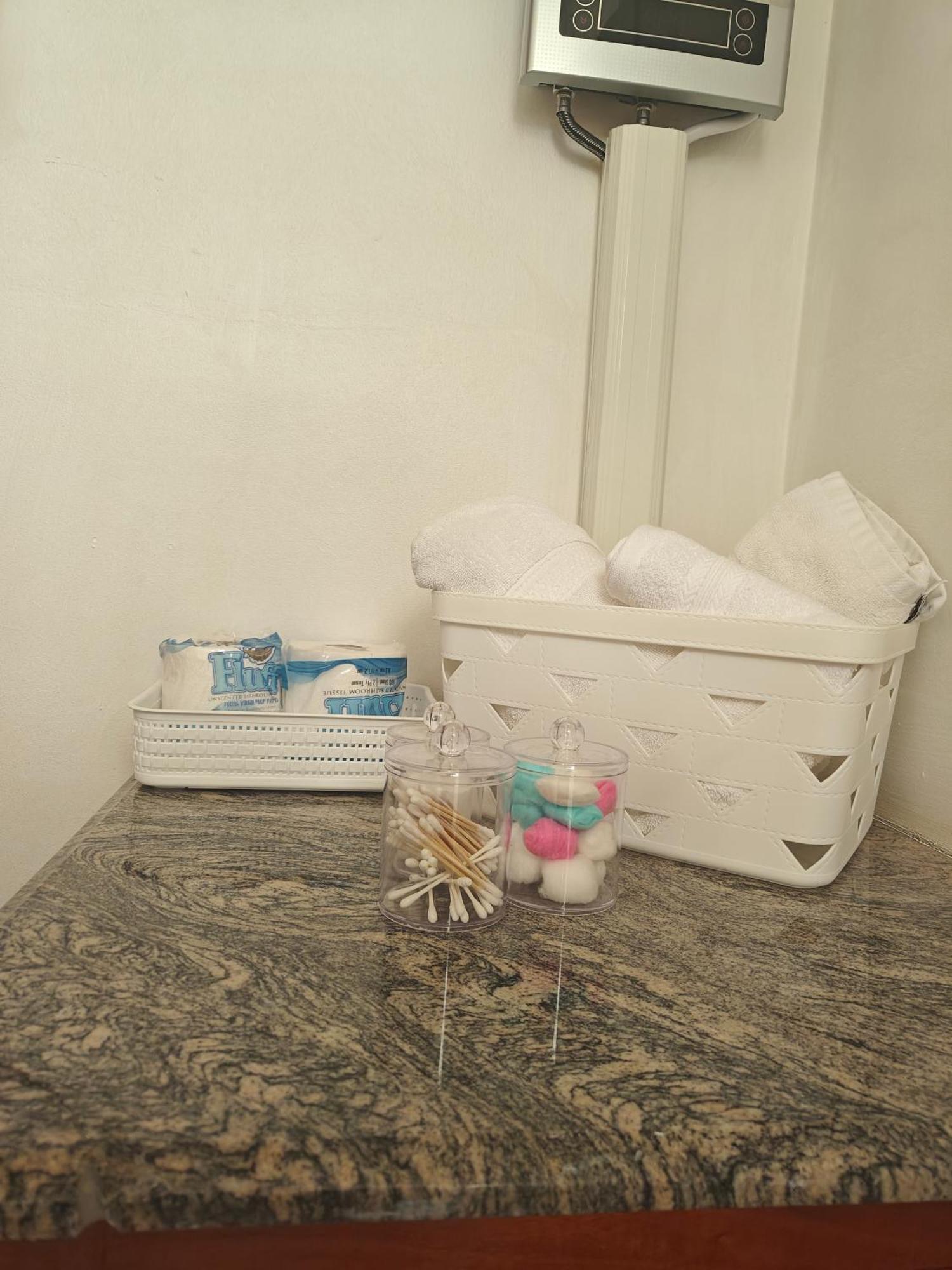 Apartment Cozy W/ocean View, Pool & Access