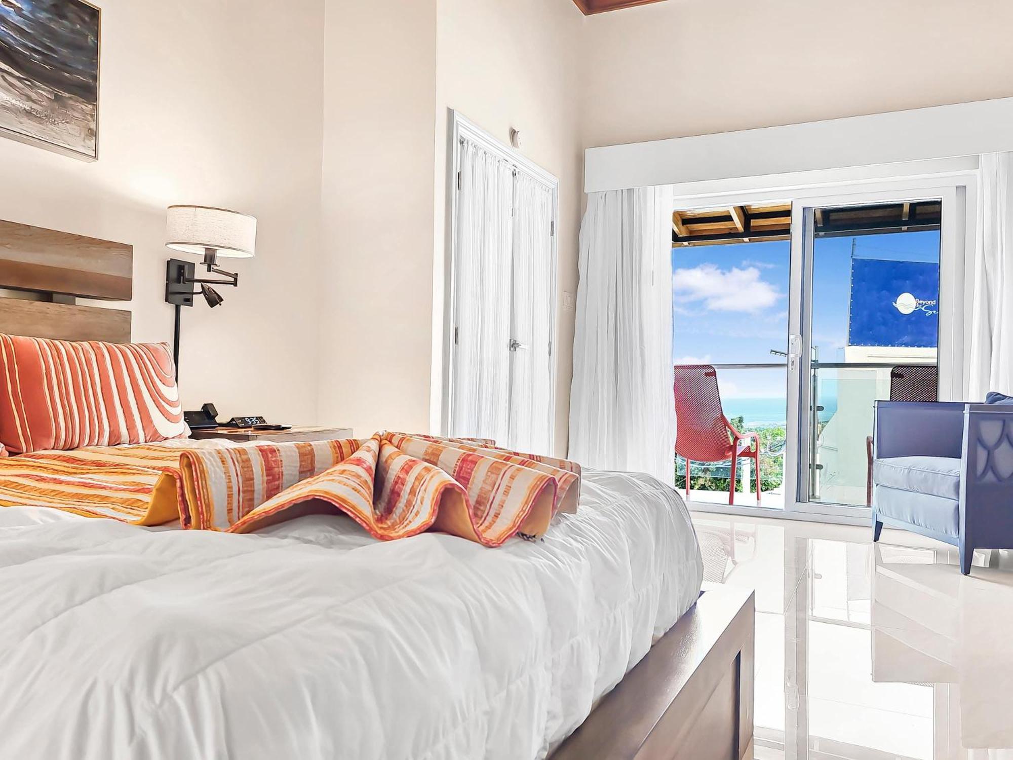 Hospitality Expert Bts 10br Pool Montego Bay