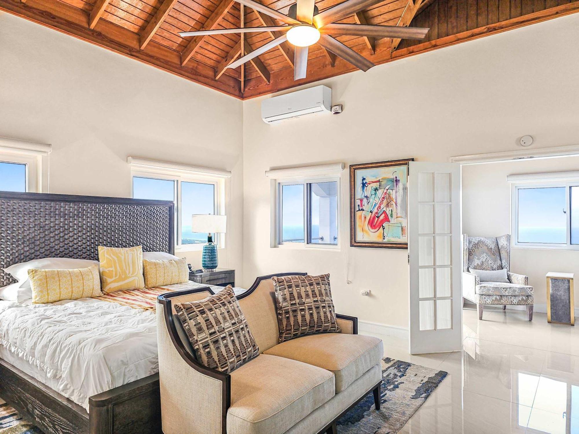Hospitality Expert Bts 10br Pool Villa