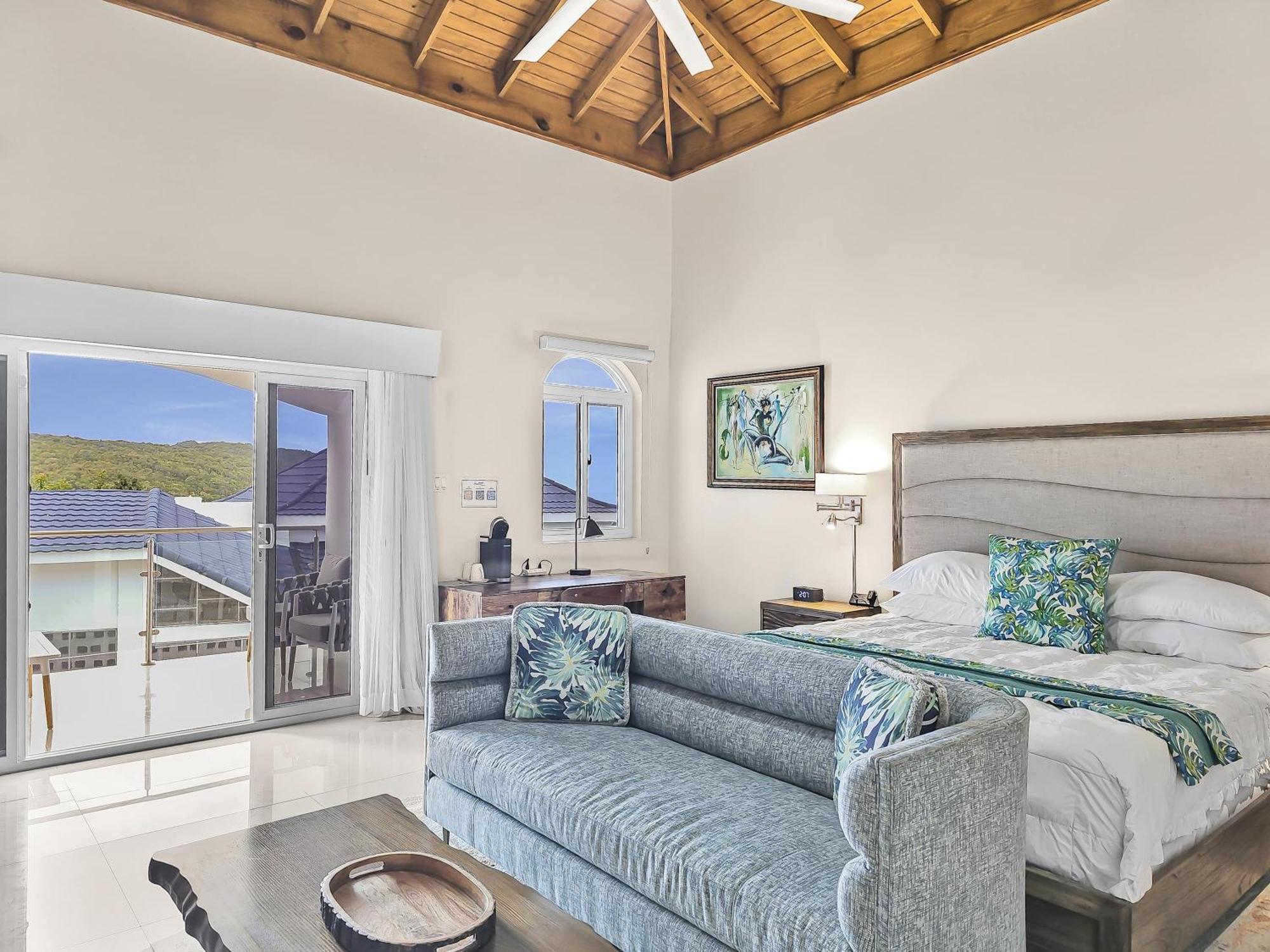 Hospitality Expert Bts 10br Pool Villa Montego Bay