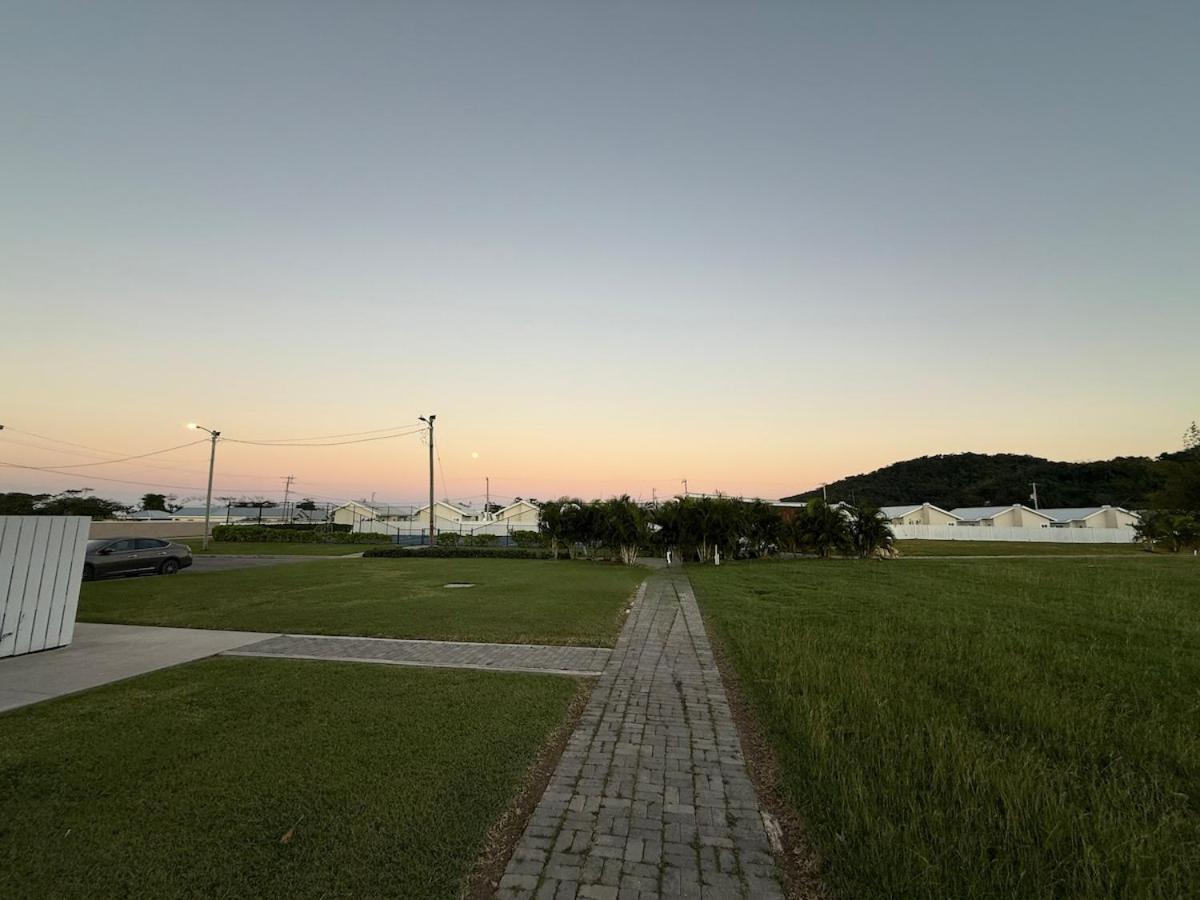 Сasa de vacaciones Sunny-shore Hideaway