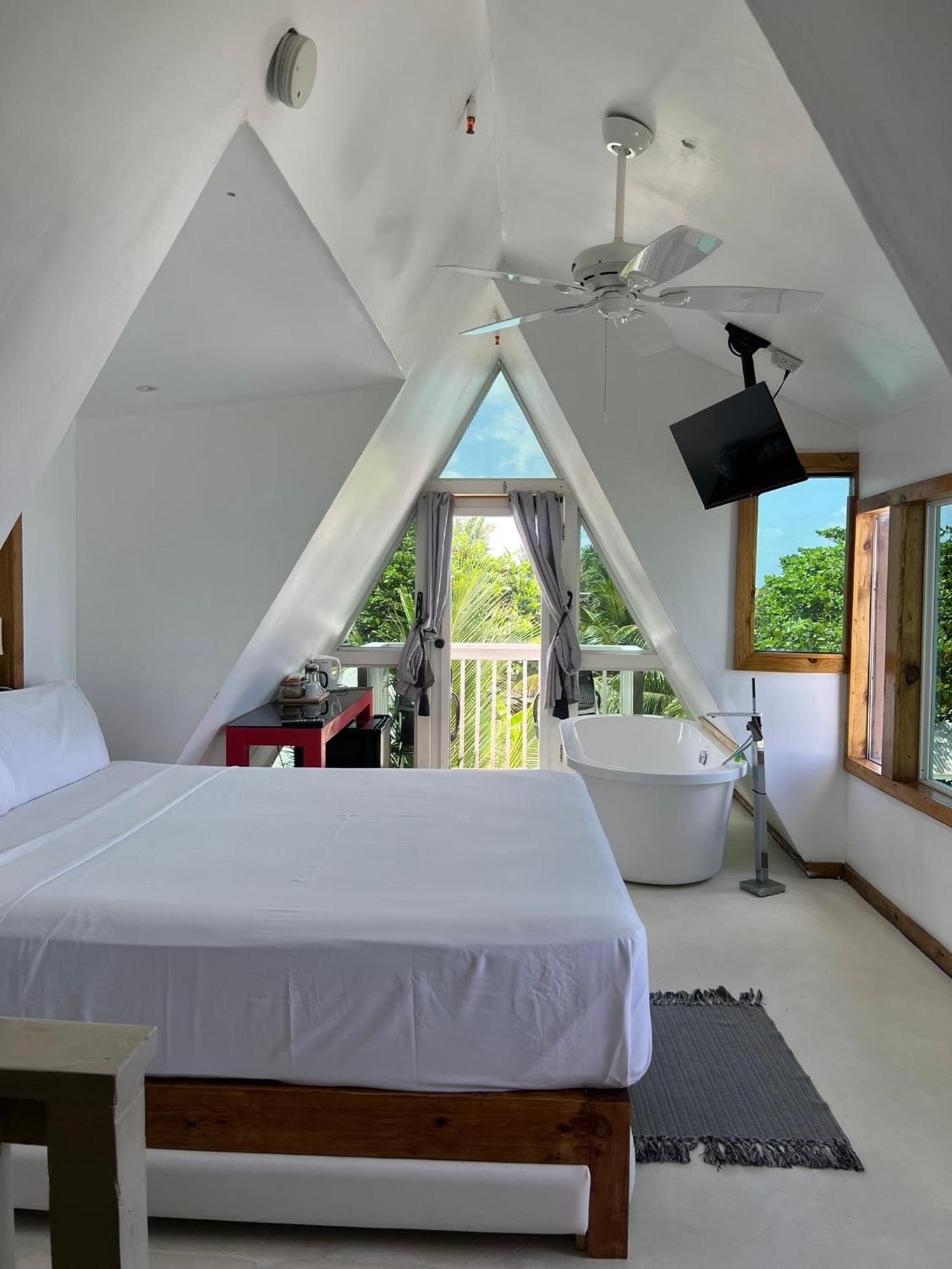 Hotel The Sea Cliff &