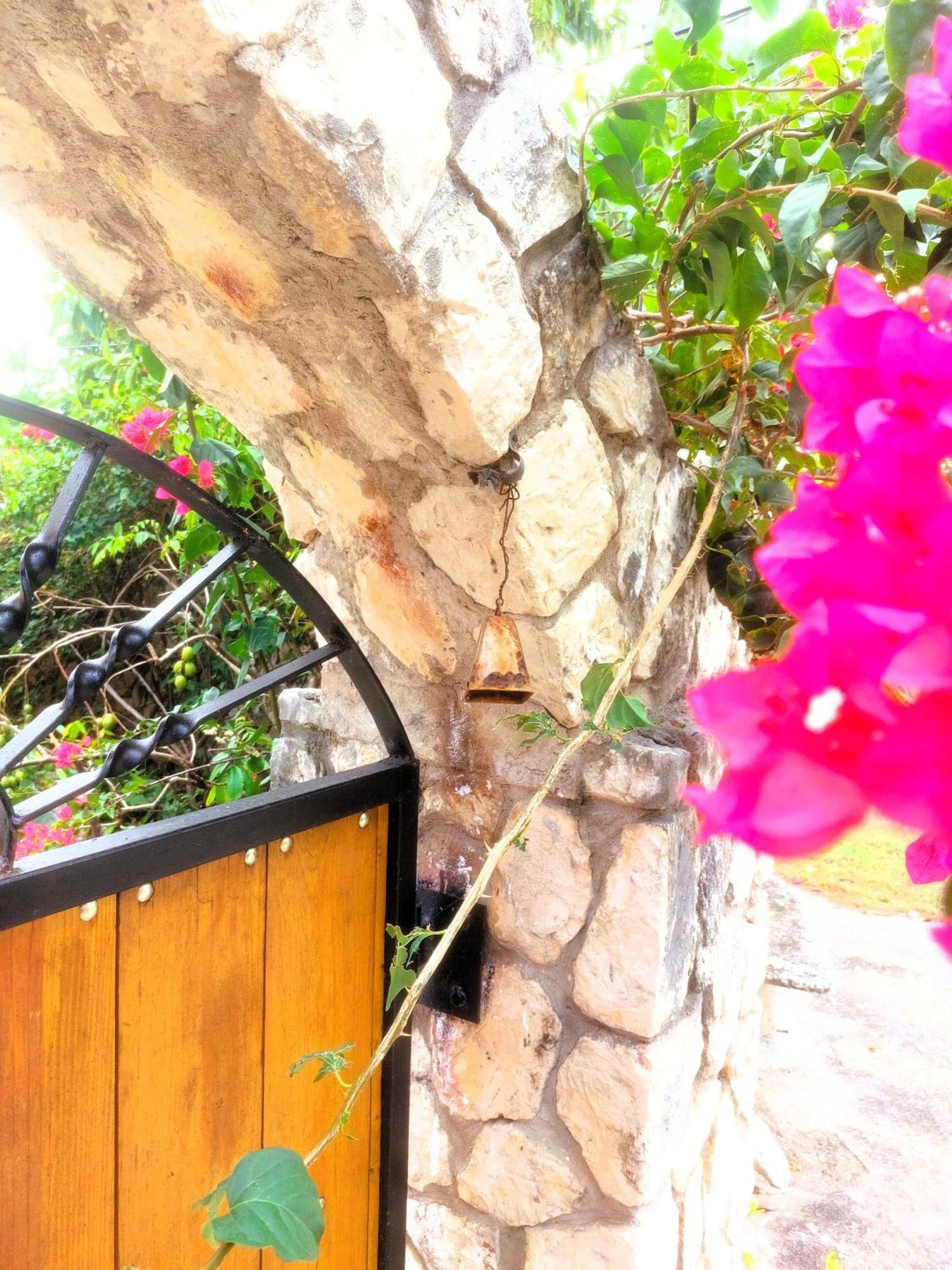 The Stoney Gate