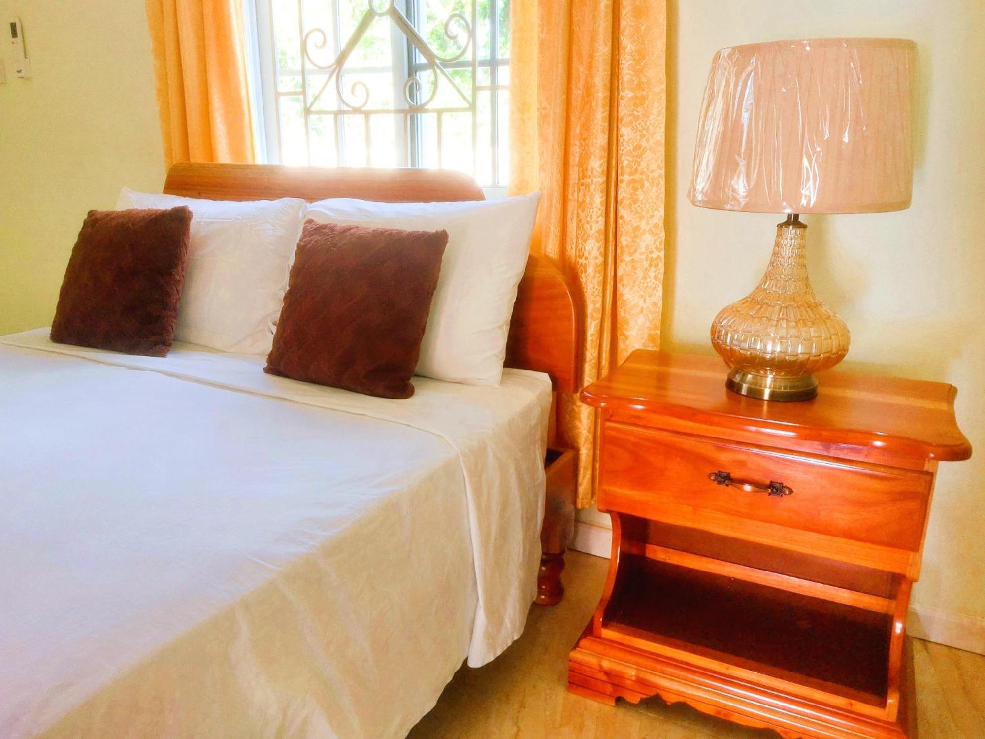 Guest house The Stoney Gate
