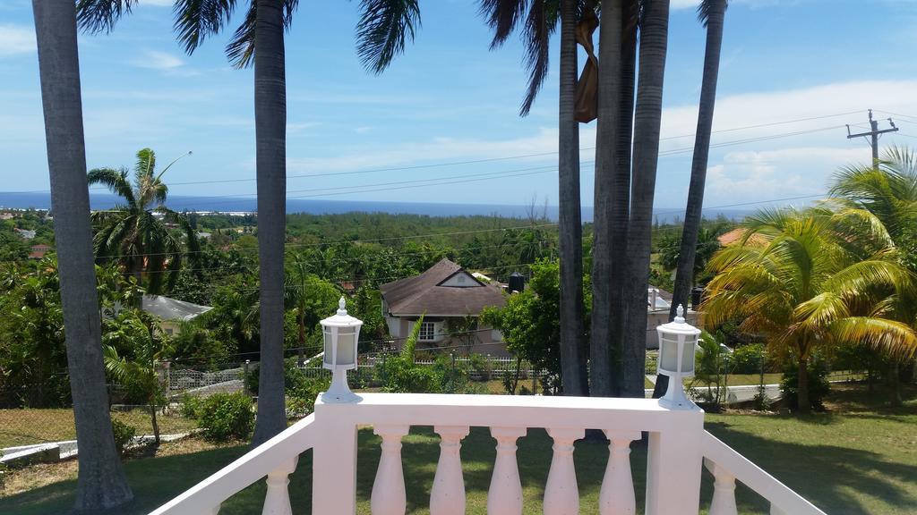 The Retreat @ A Piece Of Paradise Bed and breakfast *