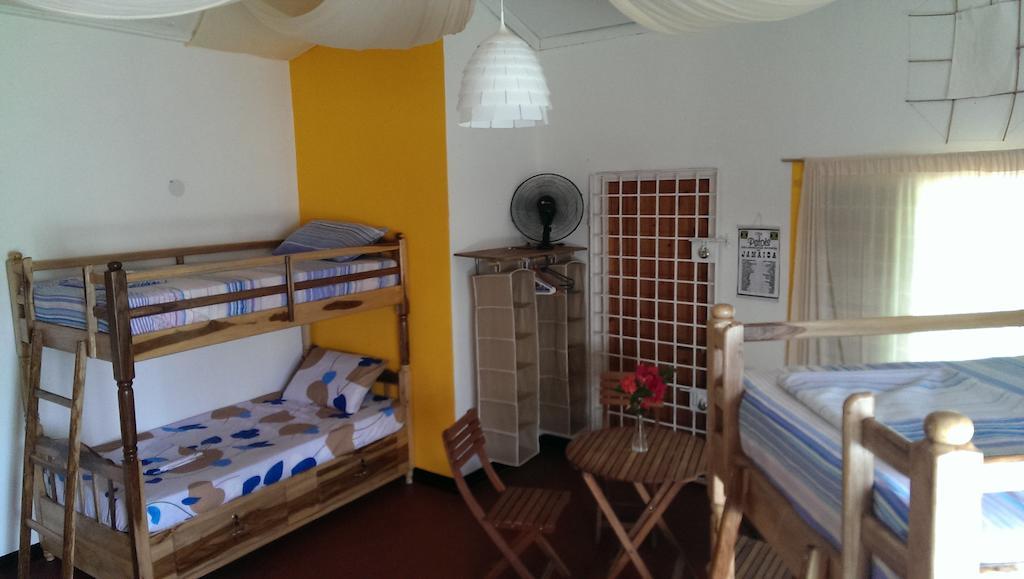 Hostal Germaican *