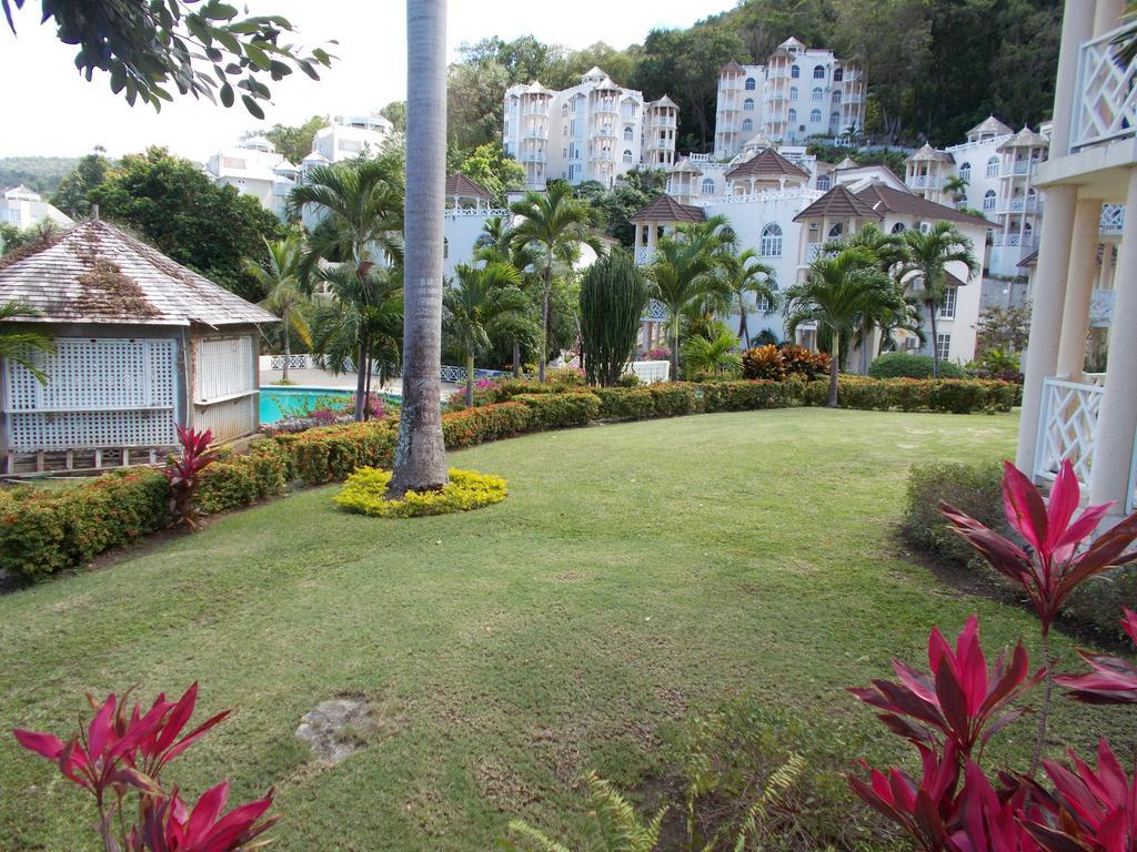 The Ocean Ridge *
