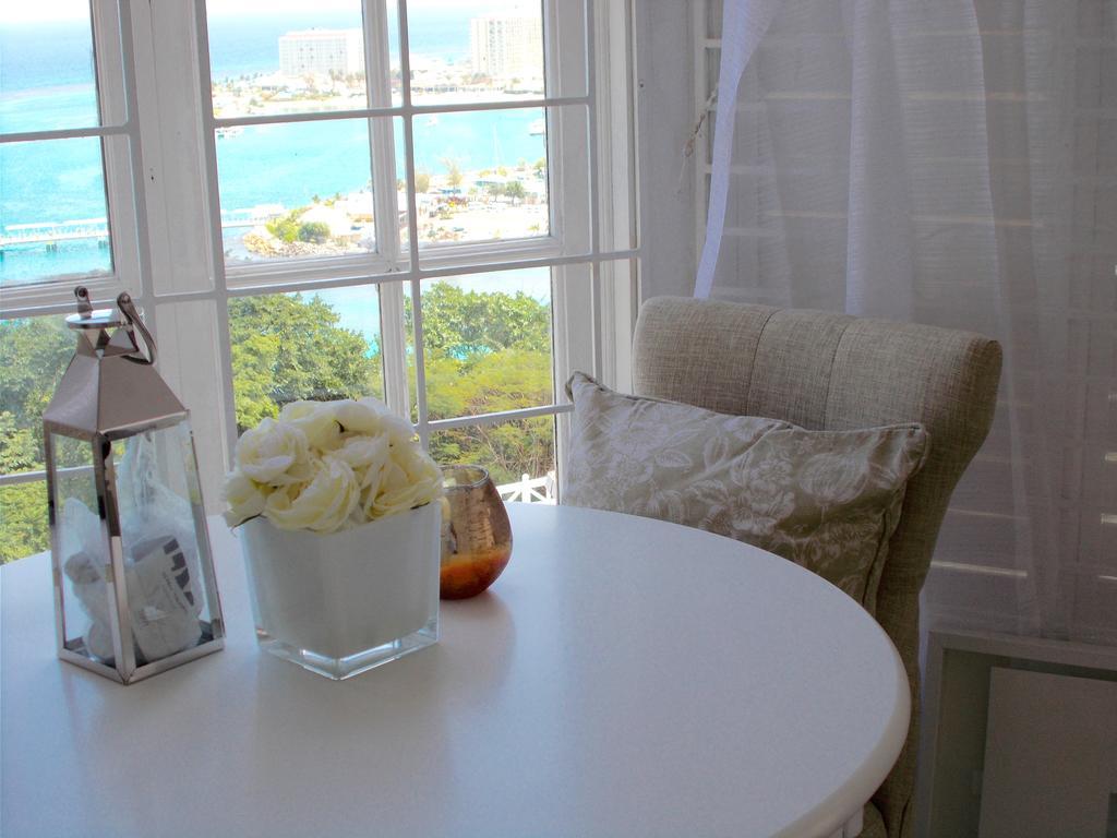 The Ocean Ridge * Ocho Rios