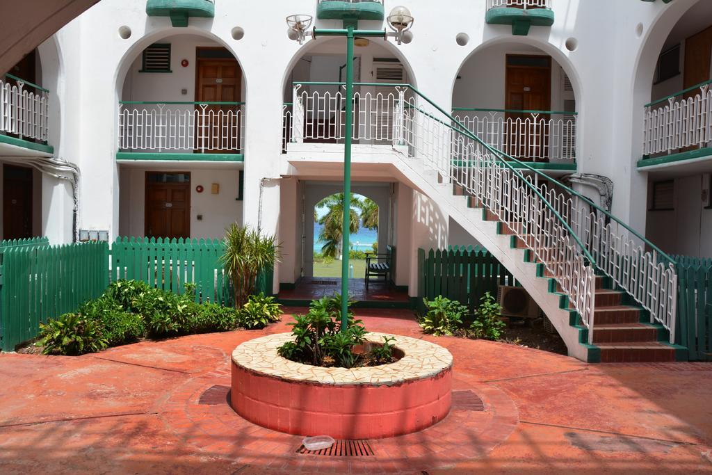 Seacastles By The Beach/pool Apartahotel *