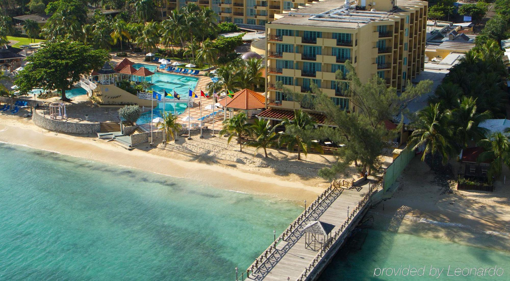 Jewel Dunn's River Beach & Spa, Ocho Rios,curio Collection By Hilton