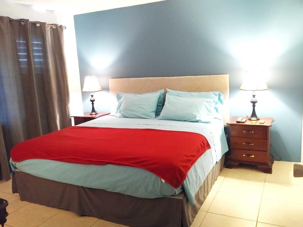 Apartment One Seawind On The Bay 1bd Montego Bay