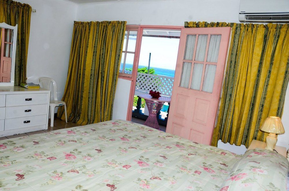 Marine View Ocho Ríos