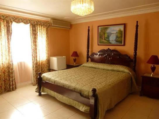 Hotel Chateau Gloria Montego Bay