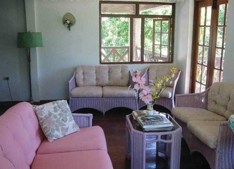 Forres Park Nature Retreat Lodge *