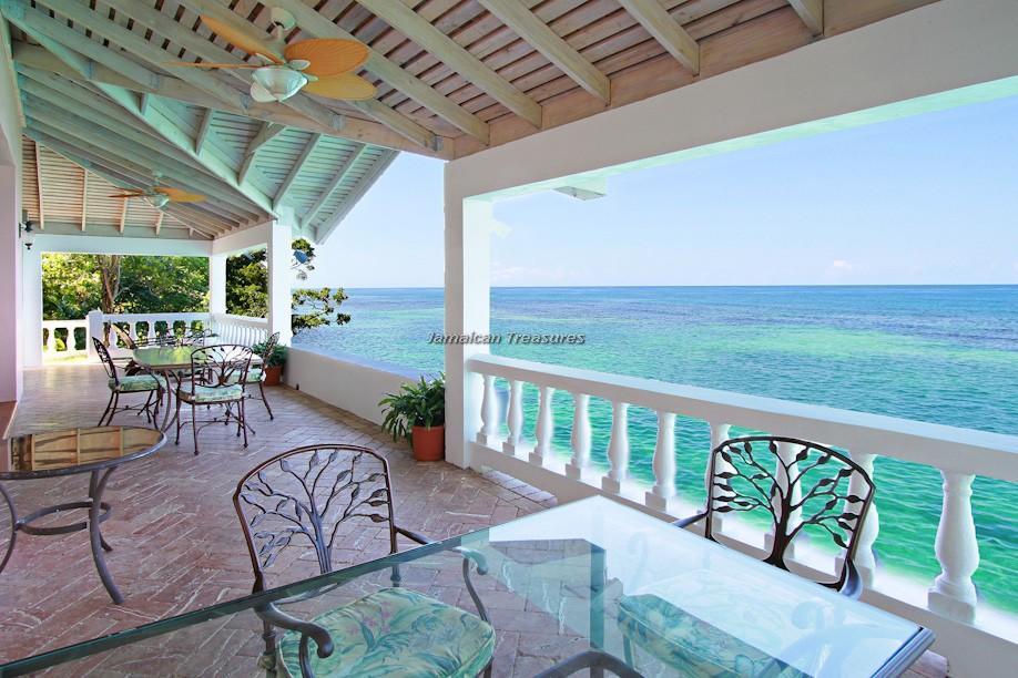 Villa Jasmin Hill Three Bedroom *