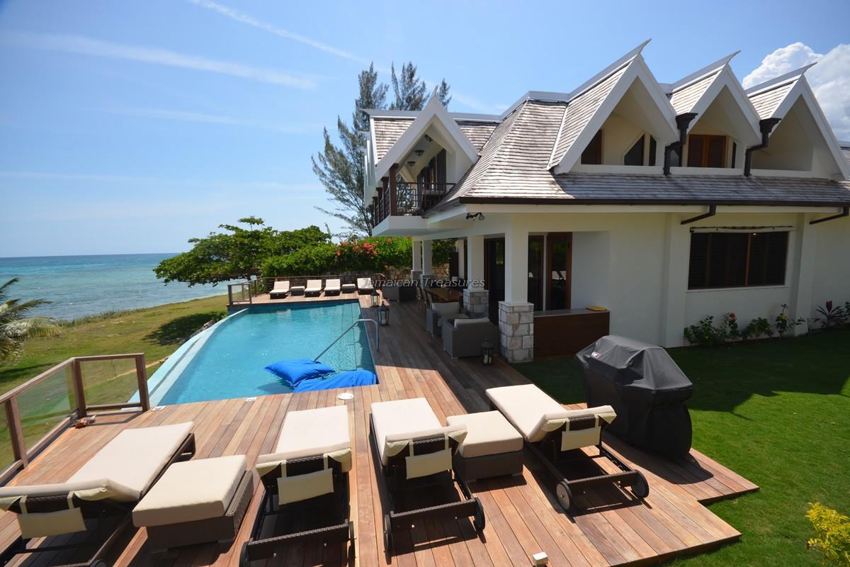 Tallawah Five Bedroom * Silver Sands